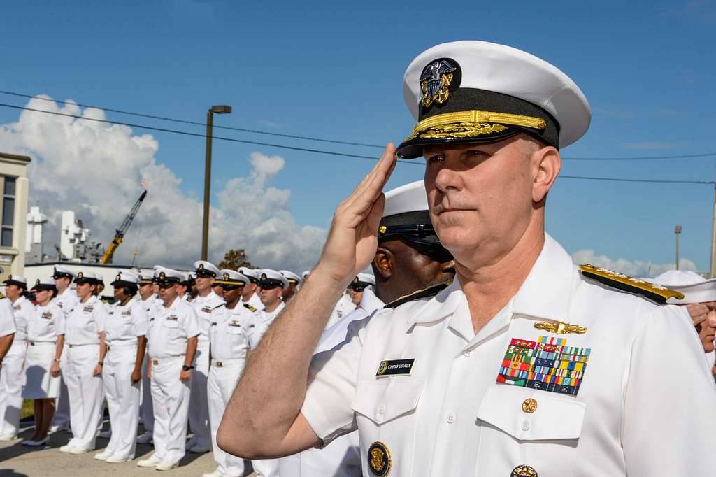Адмирал Крис Грейди: Abrams, которые мы отправили Сырскому, надо спасать